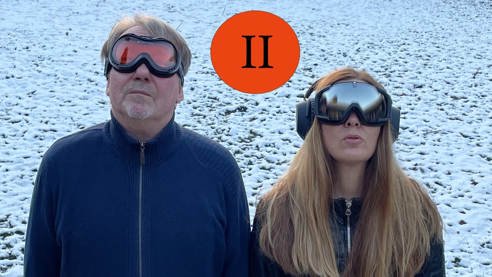 Dietmar Wischmeyer  und Tina Voß im Schnee mit Schneebrillen
